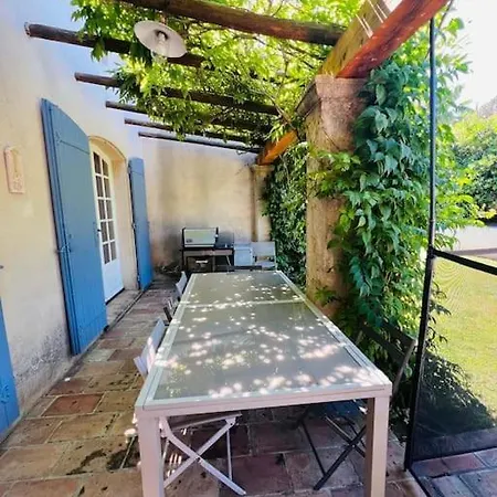 וילה Provencale, Piscine סן טרופז